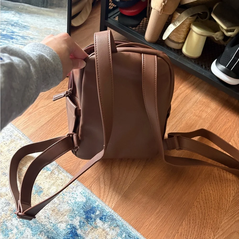 BEIS Mini Mapel Backpack - Picture 3 of 4